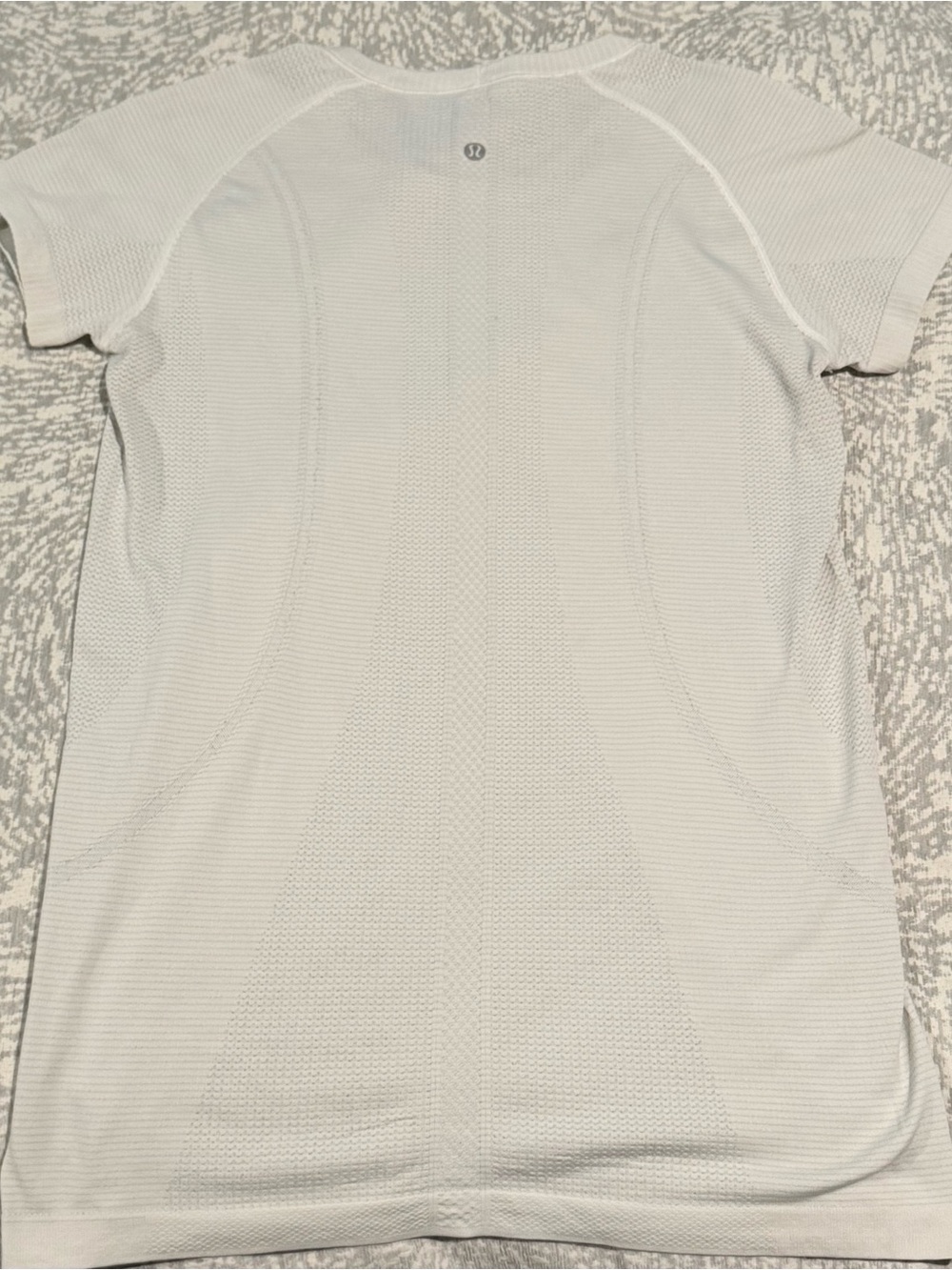 Lululemon /// Women’s Swiftly Tech Short Sleeve Crew - Size 10 - Picture 4 of 7